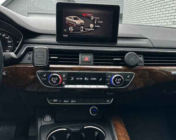 Черный Ауди А4, объемом двигателя 1.98 л и пробегом 128 тыс. км за 20000 $, фото 25 на Automoto.ua