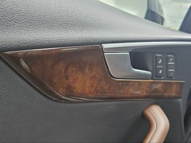 Черный Ауди А4, объемом двигателя 2 л и пробегом 89 тыс. км за 19999 $, фото 9 на Automoto.ua