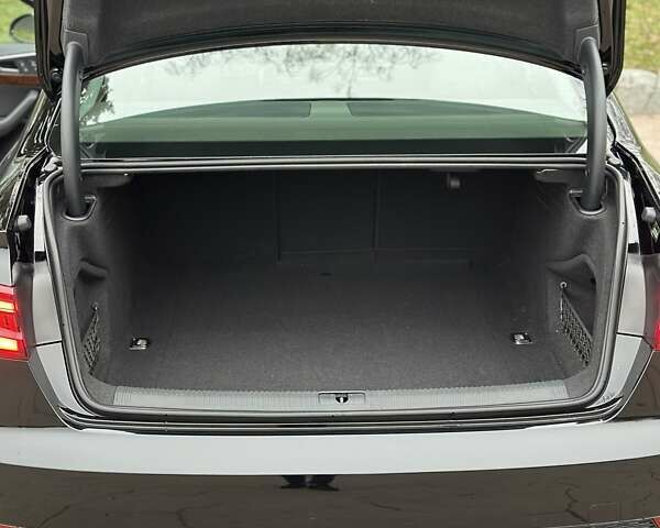 Черный Ауди А4, объемом двигателя 2 л и пробегом 77 тыс. км за 21999 $, фото 22 на Automoto.ua