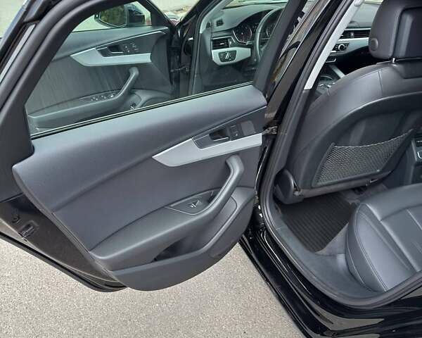 Черный Ауди А4, объемом двигателя 1.98 л и пробегом 78 тыс. км за 23700 $, фото 12 на Automoto.ua