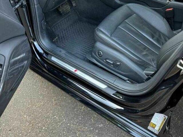 Черный Ауди А4, объемом двигателя 2 л и пробегом 80 тыс. км за 17000 $, фото 7 на Automoto.ua