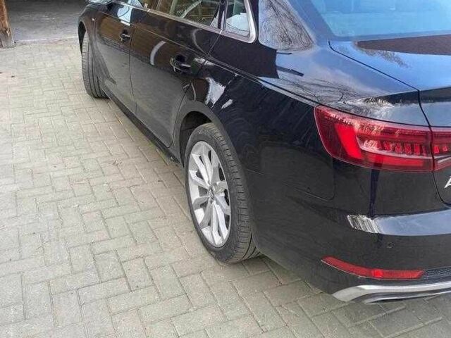 Черный Ауди А4, объемом двигателя 2 л и пробегом 80 тыс. км за 17000 $, фото 5 на Automoto.ua