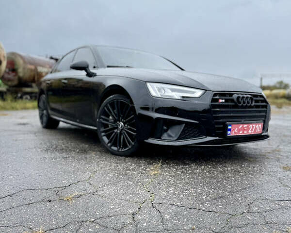 Черный Ауди А4, объемом двигателя 2 л и пробегом 118 тыс. км за 22500 $, фото 5 на Automoto.ua