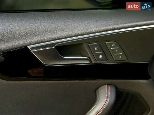 Черный Ауди А4, объемом двигателя 2 л и пробегом 151 тыс. км за 23500 $, фото 12 на Automoto.ua