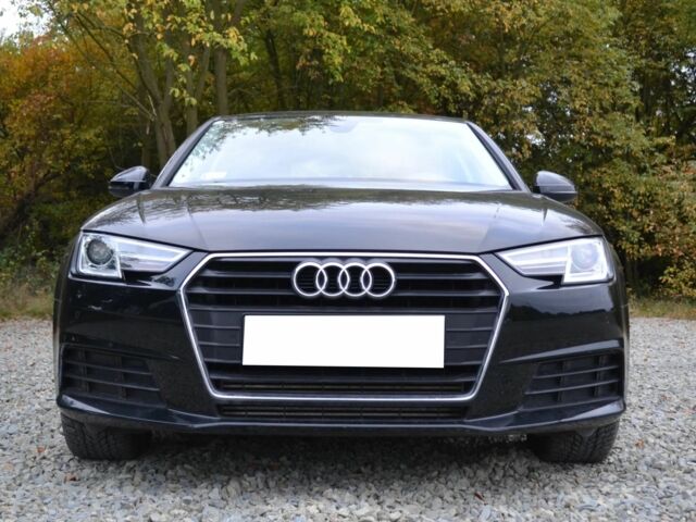 Черный Ауди А4, объемом двигателя 2 л и пробегом 62 тыс. км за 12900 $, фото 1 на Automoto.ua