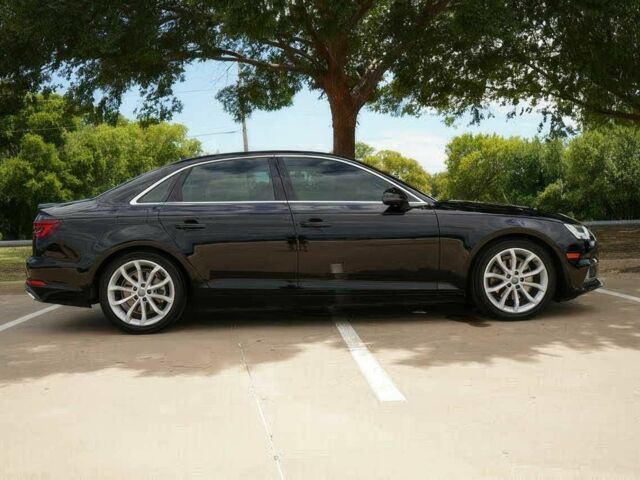 Черный Ауди А4, объемом двигателя 2 л и пробегом 32 тыс. км за 9600 $, фото 7 на Automoto.ua