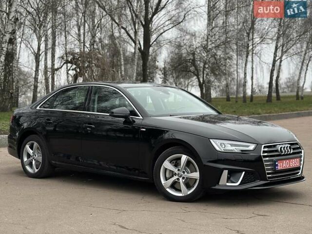 Черный Ауди А4, объемом двигателя 2 л и пробегом 77 тыс. км за 21999 $, фото 3 на Automoto.ua