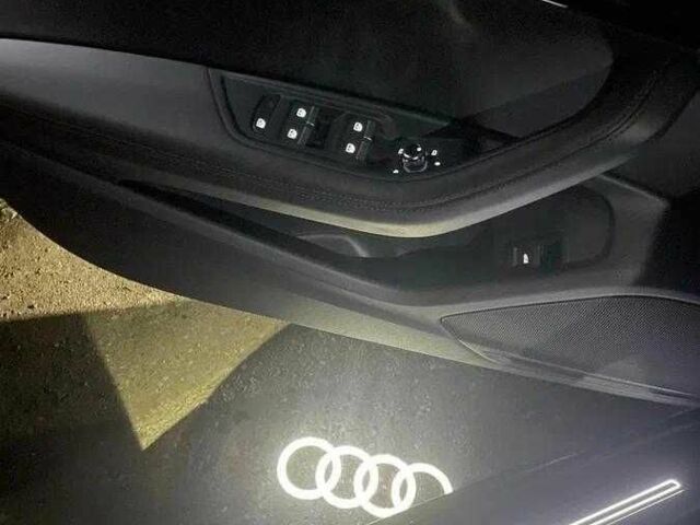 Черный Ауди А4, объемом двигателя 2 л и пробегом 80 тыс. км за 17000 $, фото 6 на Automoto.ua