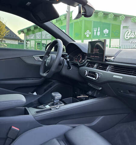 Черный Ауди А4, объемом двигателя 1.98 л и пробегом 115 тыс. км за 26000 $, фото 9 на Automoto.ua