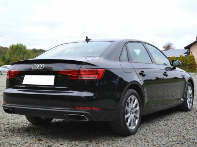 Черный Ауди А4, объемом двигателя 2 л и пробегом 62 тыс. км за 12900 $, фото 5 на Automoto.ua