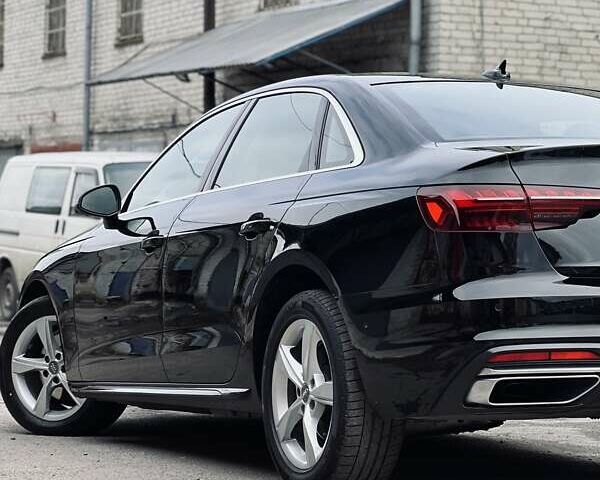 Черный Ауди А4, объемом двигателя 1.97 л и пробегом 122 тыс. км за 29500 $, фото 5 на Automoto.ua