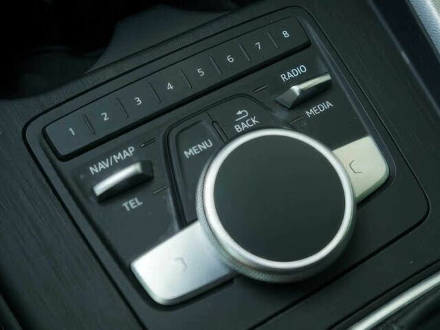 Черный Ауди А4, объемом двигателя 2 л и пробегом 32 тыс. км за 9600 $, фото 13 на Automoto.ua