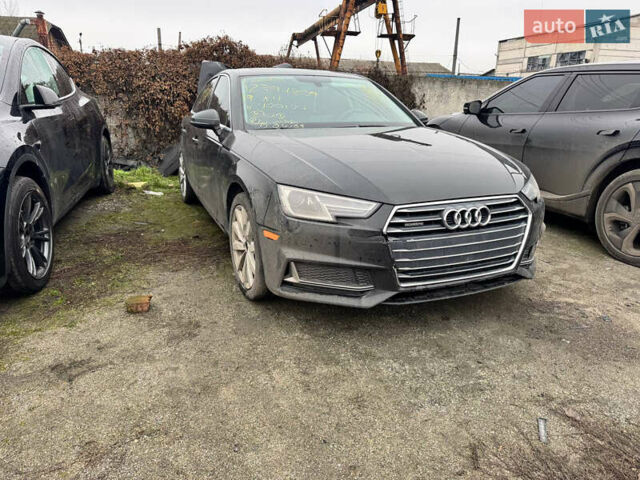 Черный Ауди А4, объемом двигателя 2 л и пробегом 91 тыс. км за 12200 $, фото 1 на Automoto.ua