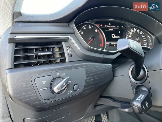 Черный Ауди А4, объемом двигателя 1.98 л и пробегом 31 тыс. км за 23200 $, фото 31 на Automoto.ua