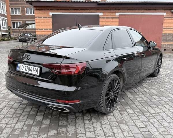 Черный Ауди А4, объемом двигателя 1.98 л и пробегом 131 тыс. км за 18900 $, фото 15 на Automoto.ua