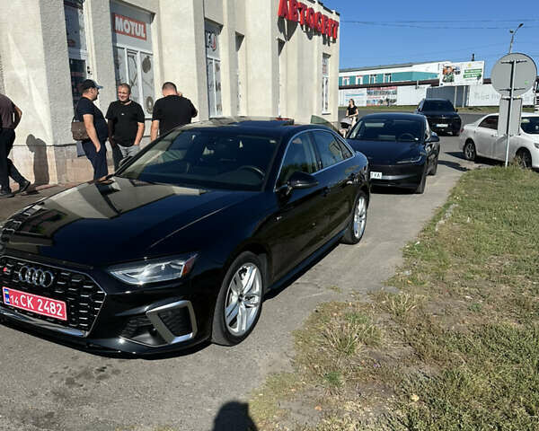 Черный Ауди А4, объемом двигателя 2 л и пробегом 114 тыс. км за 24000 $, фото 1 на Automoto.ua