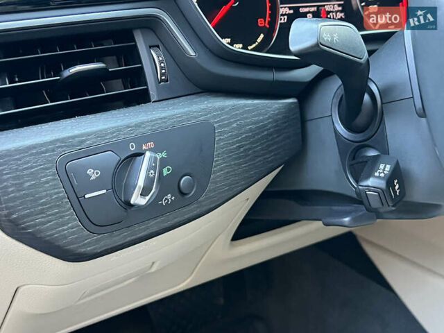 Черный Ауди А4, объемом двигателя 1.98 л и пробегом 93 тыс. км за 23000 $, фото 11 на Automoto.ua