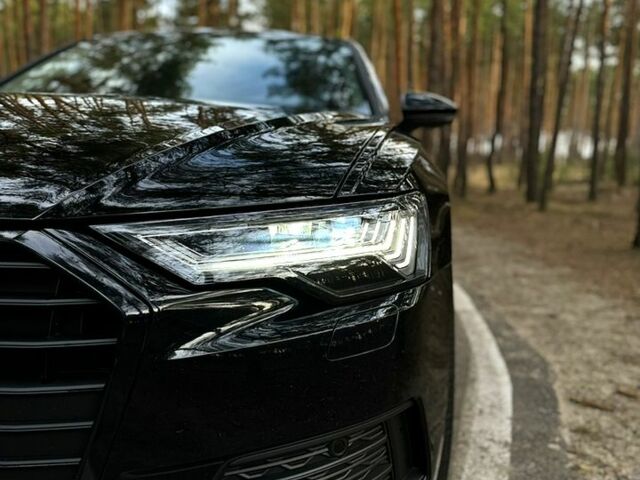 Черный Ауди А4, объемом двигателя 2 л и пробегом 95 тыс. км за 38700 $, фото 1 на Automoto.ua