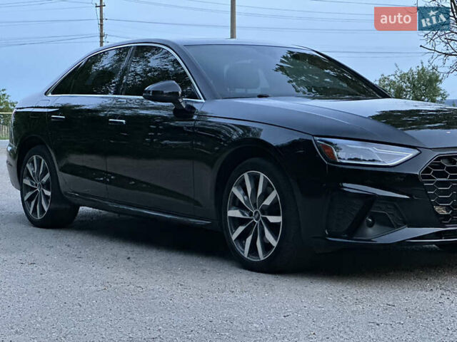 Черный Ауди А4, объемом двигателя 1.98 л и пробегом 47 тыс. км за 27000 $, фото 1 на Automoto.ua