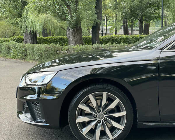 Черный Ауди А4, объемом двигателя 2 л и пробегом 102 тыс. км за 25500 $, фото 7 на Automoto.ua