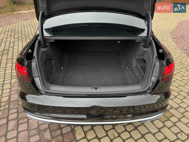 Чорний Ауді А4, об'ємом двигуна 2 л та пробігом 55 тис. км за 23800 $, фото 67 на Automoto.ua