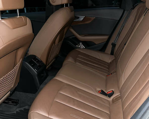 Черный Ауди А4, объемом двигателя 1.98 л и пробегом 47 тыс. км за 27000 $, фото 24 на Automoto.ua