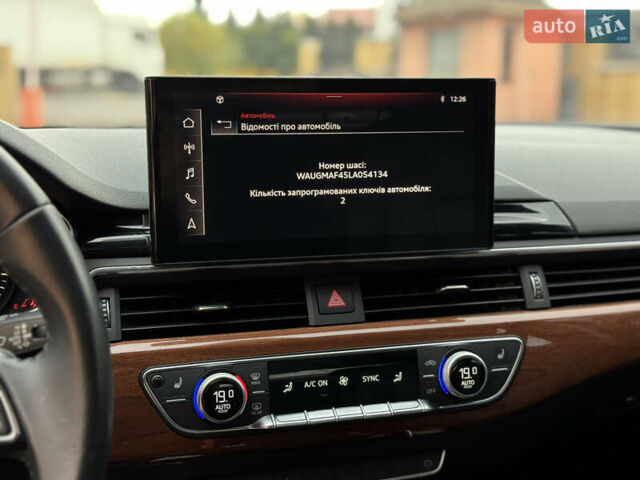 Чорний Ауді А4, об'ємом двигуна 2 л та пробігом 55 тис. км за 23800 $, фото 57 на Automoto.ua