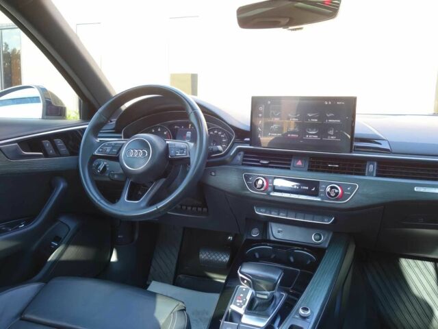 Черный Ауди А4, объемом двигателя 2 л и пробегом 33 тыс. км за 10000 $, фото 10 на Automoto.ua