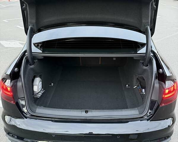 Ауді А4 2020 у Києві на Automoto.ua Чорний Ауді А4, об'ємом двигуна 1.98 л та пробігом 120 тис. км за 22500 $, фото 9 на Automoto.ua