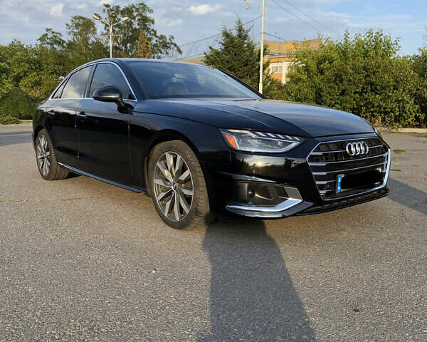 Черный Ауди А4, объемом двигателя 1.98 л и пробегом 70 тыс. км за 27000 $, фото 5 на Automoto.ua