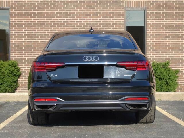 Черный Ауди А4, объемом двигателя 2 л и пробегом 33 тыс. км за 10000 $, фото 5 на Automoto.ua