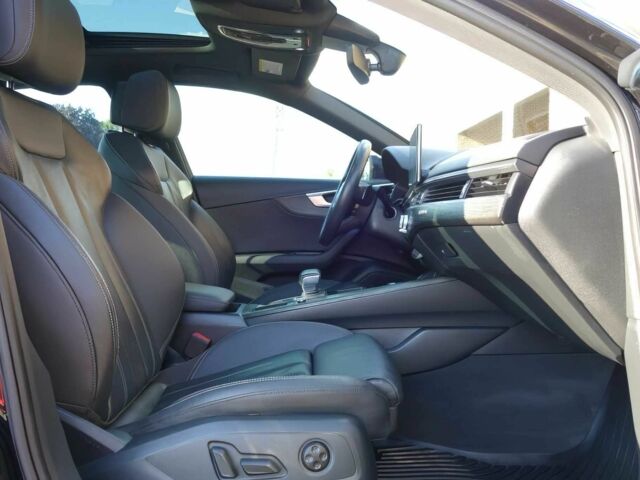 Черный Ауди А4, объемом двигателя 2 л и пробегом 33 тыс. км за 10000 $, фото 8 на Automoto.ua