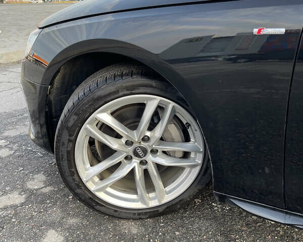 Чорний Ауді А4, об'ємом двигуна 2 л та пробігом 50 тис. км за 31300 $, фото 12 на Automoto.ua