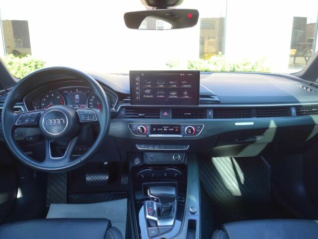 Черный Ауди А4, объемом двигателя 2 л и пробегом 33 тыс. км за 10000 $, фото 12 на Automoto.ua