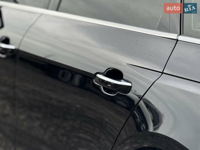 Чорний Ауді А4, об'ємом двигуна 2 л та пробігом 55 тис. км за 23800 $, фото 32 на Automoto.ua