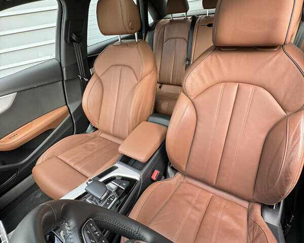 Ауді А4 2020 у Києві на Automoto.ua Чорний Ауді А4, об'ємом двигуна 1.98 л та пробігом 60 тис. км за 26999 $, фото 15 на Automoto.ua