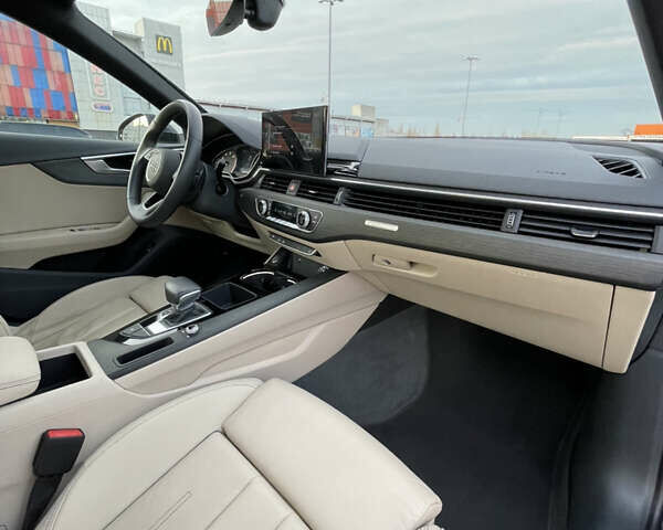 Чорний Ауді А4, об'ємом двигуна 2 л та пробігом 50 тис. км за 31300 $, фото 15 на Automoto.ua