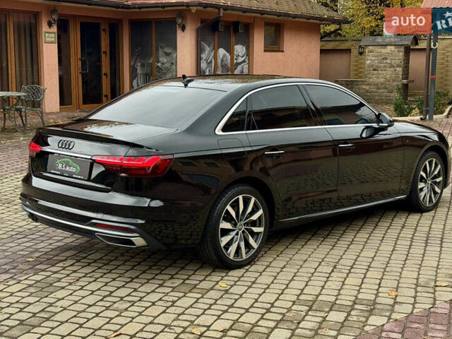 Чорний Ауді А4, об'ємом двигуна 2 л та пробігом 55 тис. км за 23800 $, фото 22 на Automoto.ua