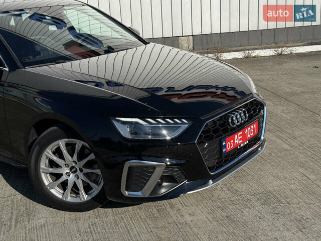 Черный Ауди А4, объемом двигателя 2 л и пробегом 22 тыс. км за 29900 $, фото 1 на Automoto.ua