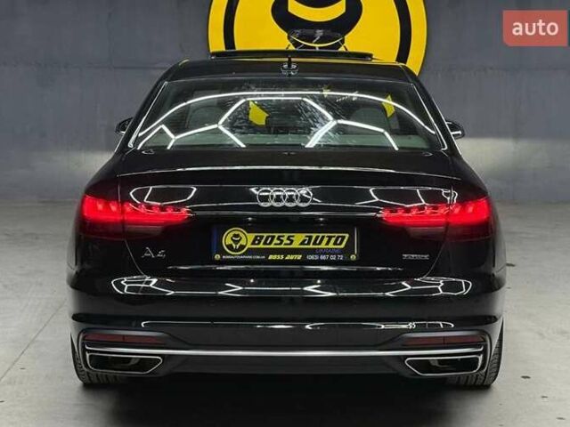 Черный Ауди А4, объемом двигателя 1.98 л и пробегом 27 тыс. км за 30000 $, фото 4 на Automoto.ua