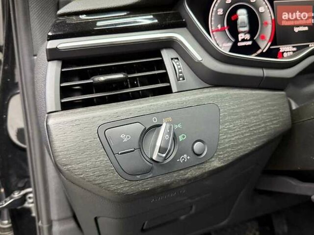 Черный Ауди А4, объемом двигателя 1.98 л и пробегом 27 тыс. км за 30000 $, фото 9 на Automoto.ua