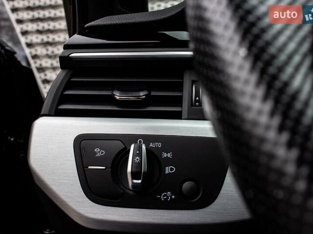 Чорний Ауді А4, об'ємом двигуна 1.98 л та пробігом 60 тис. км за 29800 $, фото 46 на Automoto.ua