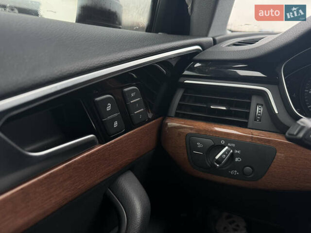 Чорний Ауді А4, об'ємом двигуна 2 л та пробігом 68 тис. км за 23000 $, фото 37 на Automoto.ua