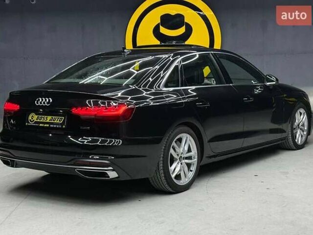 Черный Ауди А4, объемом двигателя 1.98 л и пробегом 27 тыс. км за 30000 $, фото 5 на Automoto.ua