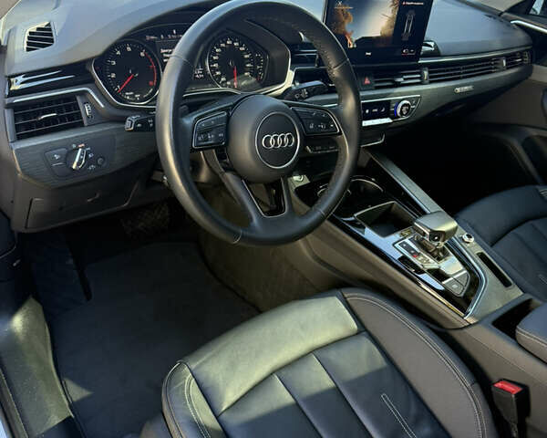 Чорний Ауді А4, об'ємом двигуна 2 л та пробігом 50 тис. км за 26900 $, фото 11 на Automoto.ua