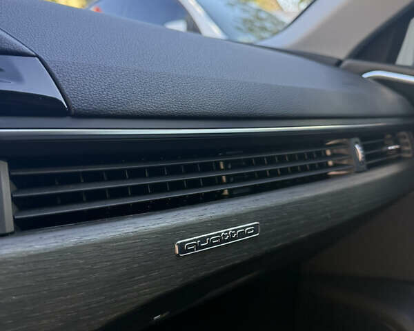 Чорний Ауді А4, об'ємом двигуна 2 л та пробігом 50 тис. км за 26900 $, фото 15 на Automoto.ua