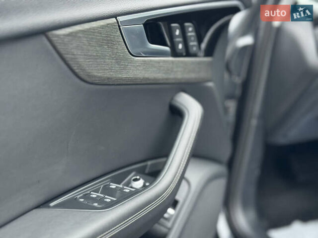 Черный Ауди А4, объемом двигателя 1.98 л и пробегом 46 тыс. км за 30999 $, фото 13 на Automoto.ua