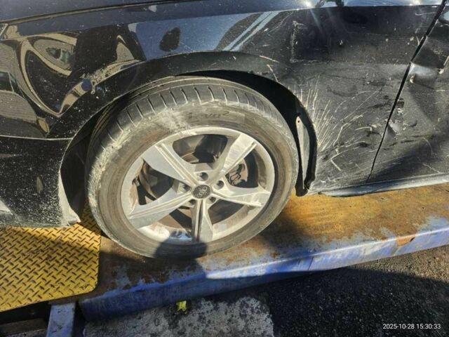 Черный Ауди А4, объемом двигателя 2 л и пробегом 25 тыс. км за 11500 $, фото 3 на Automoto.ua