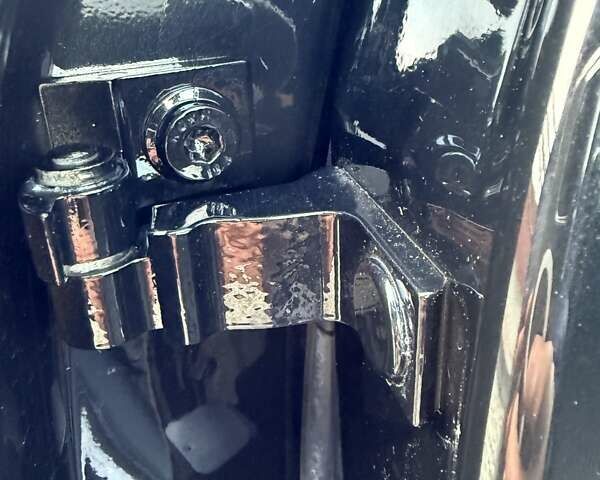 Чорний Ауді А4, об'ємом двигуна 1.98 л та пробігом 4 тис. км за 44000 $, фото 118 на Automoto.ua