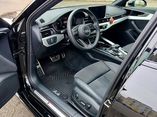 Черный Ауди А4, объемом двигателя 2 л и пробегом 29 тыс. км за 40000 $, фото 7 на Automoto.ua